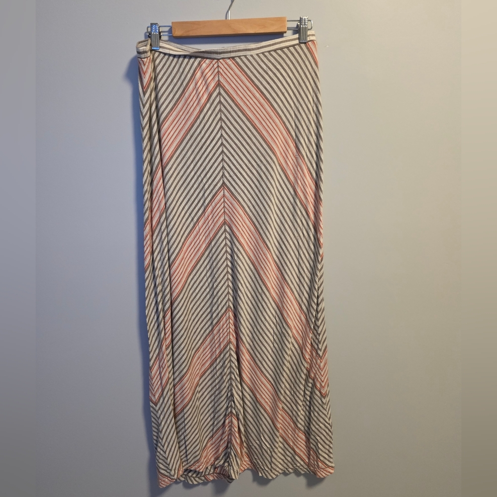 Max Studio Chevron Striped Maxi Skirt in Pink and Gray
